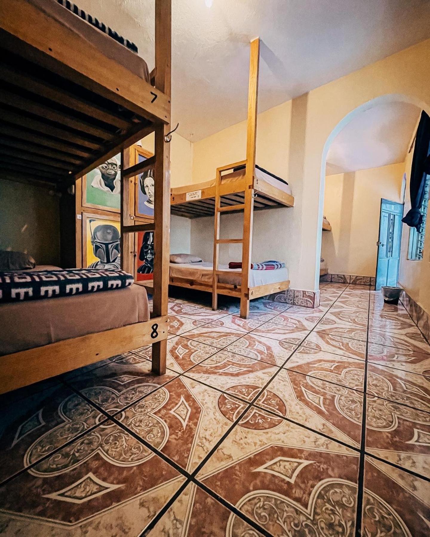 Mr. Mullets Hostel Сан Педро Ла Лагуна Екстериор снимка